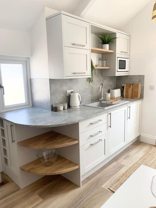 Cosy Country Getaway, 5 Mins From The Sea Βίλα Πενζάνς Εξωτερικό φωτογραφία