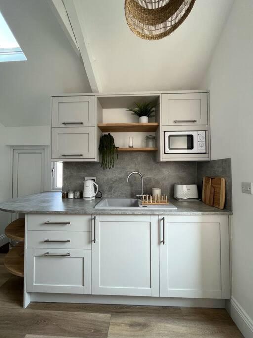 Cosy Country Getaway, 5 Mins From The Sea Βίλα Πενζάνς Εξωτερικό φωτογραφία